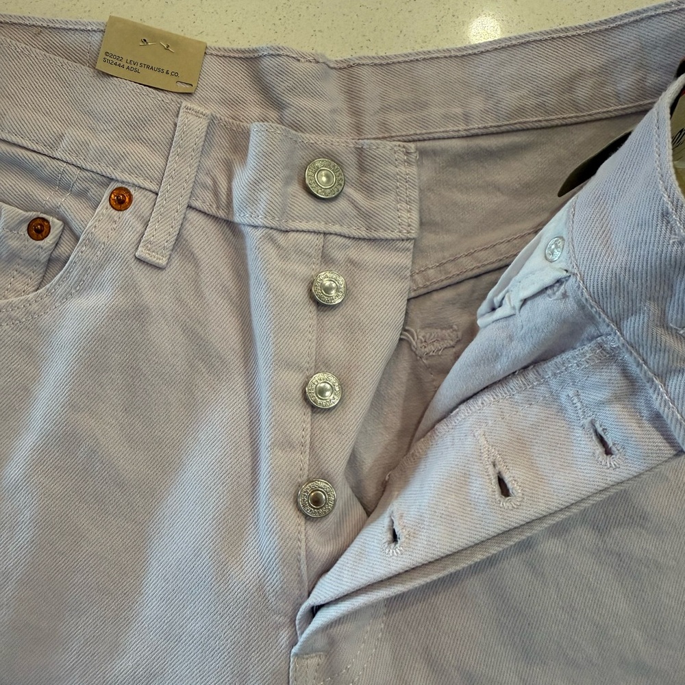 NWT Levi's Women’s Light Purple 501 Original Straight Leg Jeans  29x26 - Picture 5 of 12